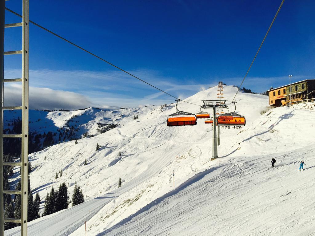 Pension Erlhof Saalfelden Екстер'єр фото