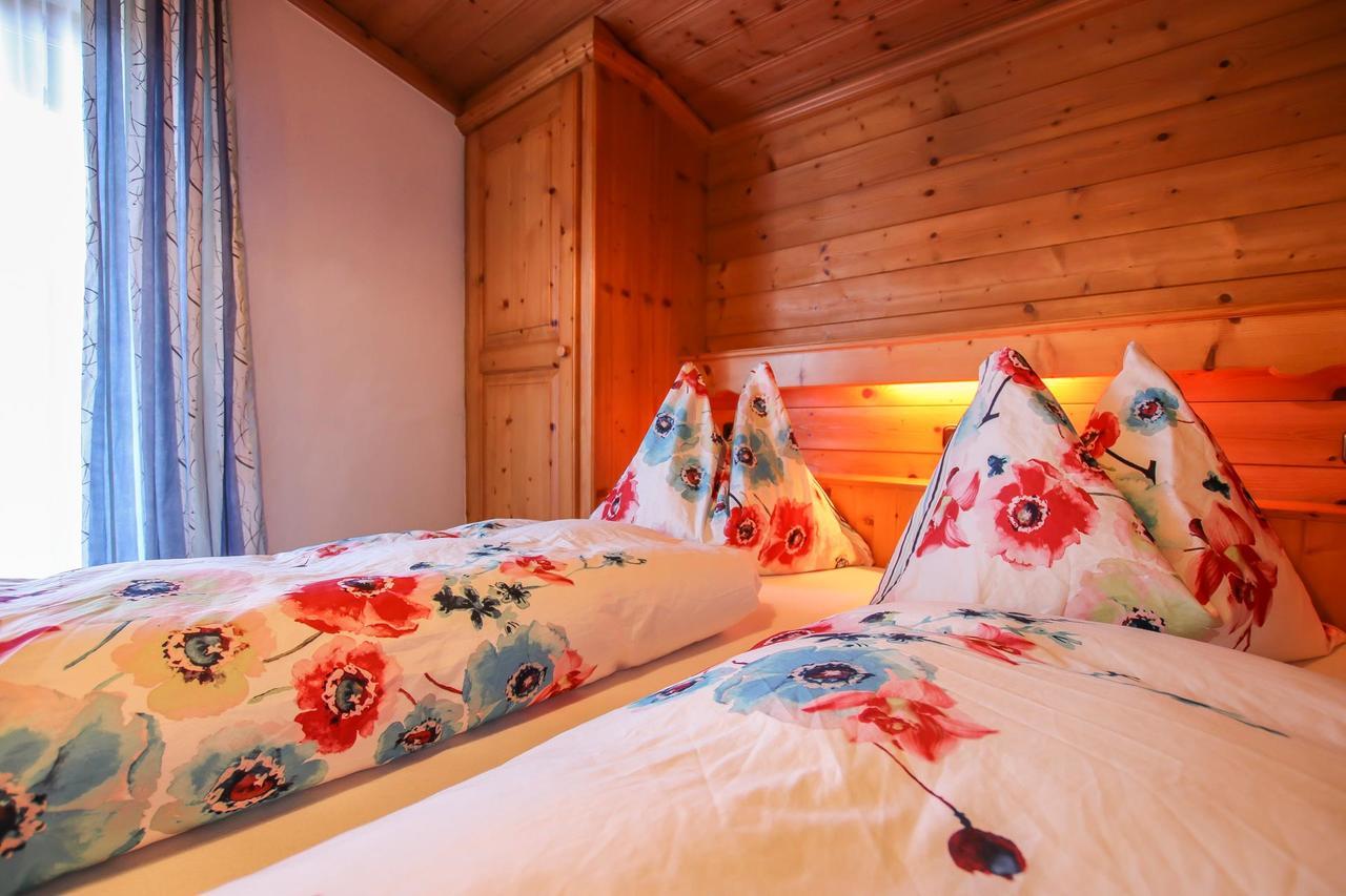 Pension Erlhof Saalfelden Екстер'єр фото